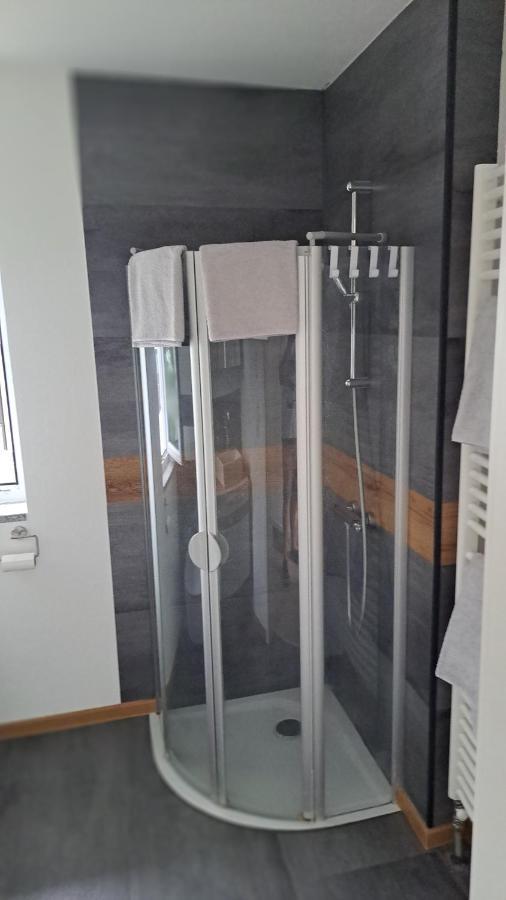 Appartment-Ferienwohnung Mit Kueche, Bad, Kostenlos Wlan, Modern Eingerichtet رودنغ المظهر الخارجي الصورة