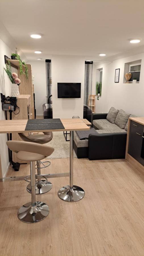 Appartment-Ferienwohnung Mit Kueche, Bad, Kostenlos Wlan, Modern Eingerichtet رودنغ المظهر الخارجي الصورة